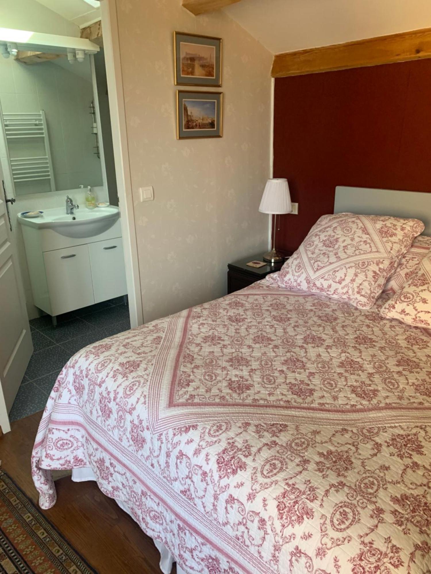 Comfortable Gite Magalas Екстериор снимка